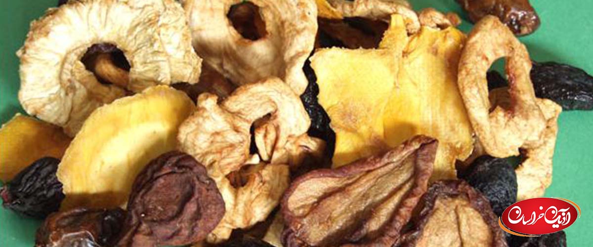 دلایل سیاه شدن میوه در حین خشک کردن چیست
